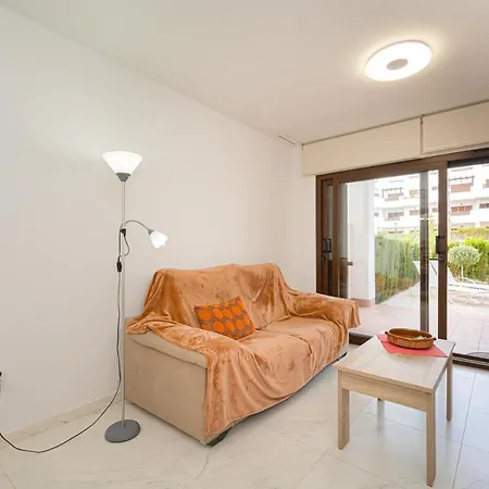 Jacaranda Apartment *